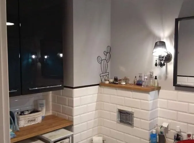 Nighthost Kleczkowska 49 M53